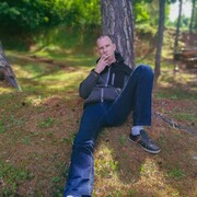  ,   Deniss, 39 ,   