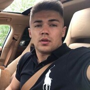  ,   Ivan, 32 ,  
