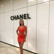  ,  Mila, 37