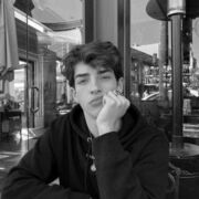  ,  Archee, 23