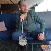  ,  Dima, 38