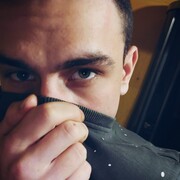  ,  Artur, 23