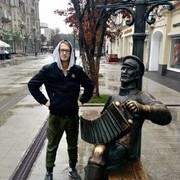   ,  Andrey, 25