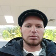  ,   Umar, 33 ,     , c , 