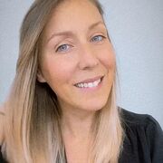  Saint-Denis,   Naomarola, 40 ,   ,   