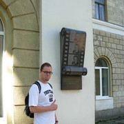  ,   Peter, 37 ,     , c 