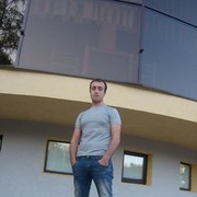  ,  ali, 33