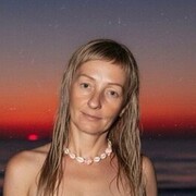 ,   Elena, 47 ,   c 