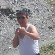  ,   Nurik, 36 ,   ,   
