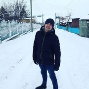 ,  Victor, 28