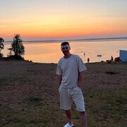  ,  Denis, 26