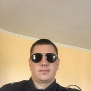  ,  Maks, 36