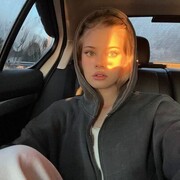  , 