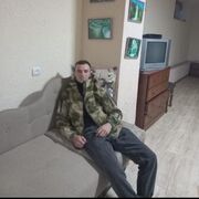  ,  Erik, 23