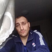  ,  Denis, 35