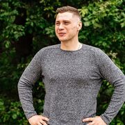  ,  Ilya, 31
