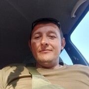  ,   Leonig, 40 ,   ,   