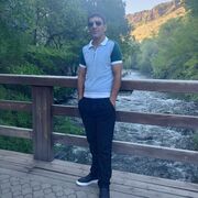  ,  Artur, 35
