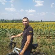  ,  Aleks, 42