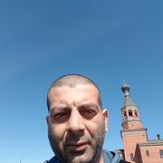  ,  David, 40