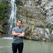  ,   Arman, 28 ,     , c 