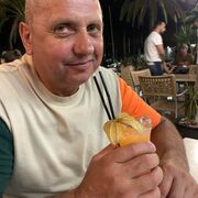 Bradlec,  Andrij, 54