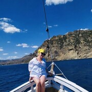  ,   Linda, 42 ,   ,   