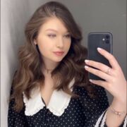  , 
