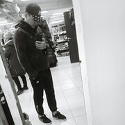  ,   Muhammad, 25 ,   ,   , c , 