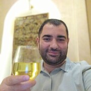  ,  Alex, 34