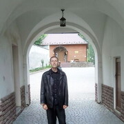  ,  Vitalij, 44