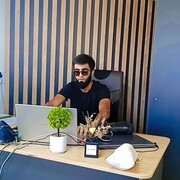  ,  JONY, 27