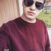 ,  Valeriy, 33