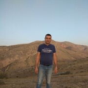  ,  Hayk, 38