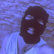  ,  Zhenya, 31