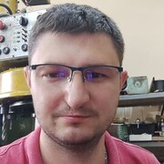  ,  Andrii, 36