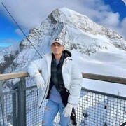  ,  Anatolij, 42