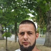   ,  Stas, 29