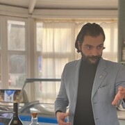  ,   MrJ, 32 ,  