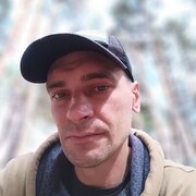  ,  Andrey, 40
