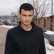  ,   Arjen, 43 ,   ,   