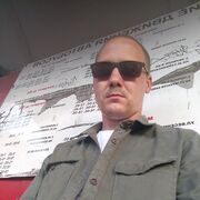  ,   Yury, 30 ,   ,   , c , 