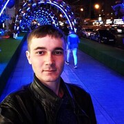  ,  Maxim, 35