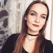  ,  Viktoria, 42