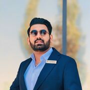  ,  Zain, 25