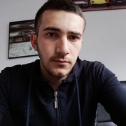  ,  Sergo, 25