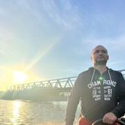  ,   Kostia, 37 ,   ,   