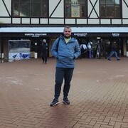  ,  Alex, 37