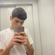  ,  Hayko, 18