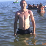  ,   Vadim, 43 ,   